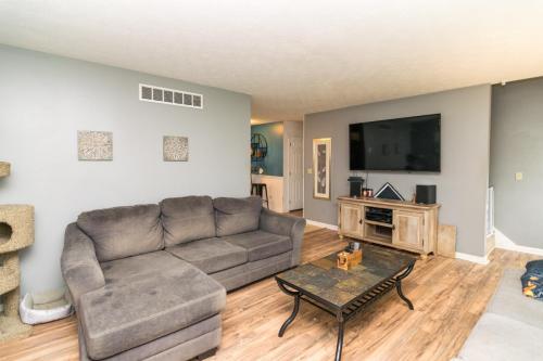 1008Regency-0012