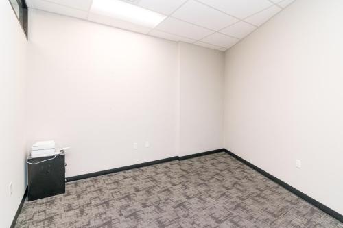 102BMarketplace-0046