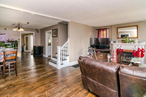 103EGrundy-0001