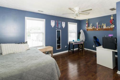 104Crowe-0172