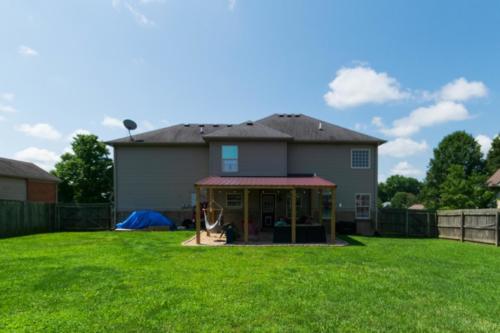 104Crowe-0231