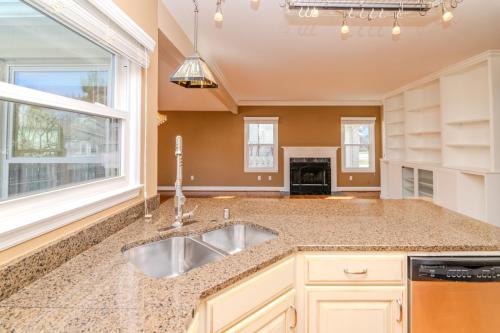 1072HeatherGate-0076