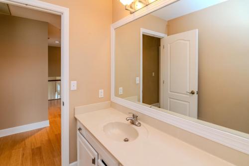 1072HeatherGate-0129