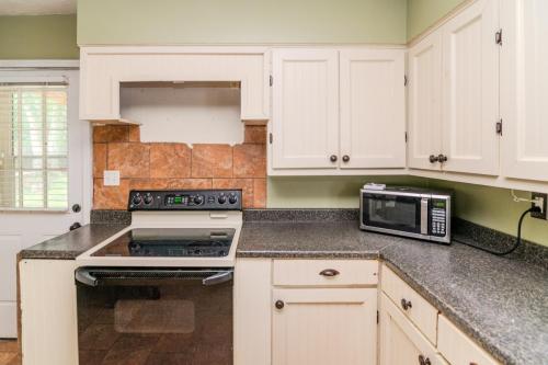 10Sylvania-0058