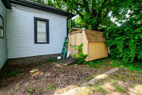 123EBroadway-0315