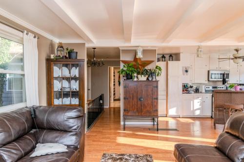 1250WellsLanding-0035