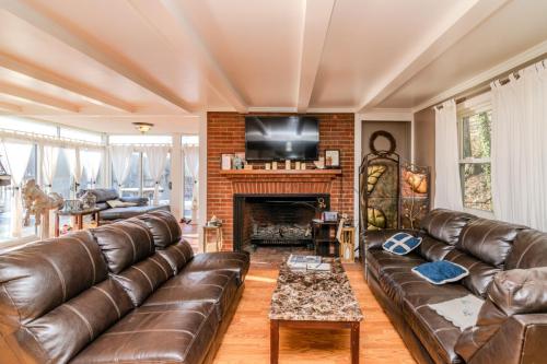 1250WellsLanding-0042