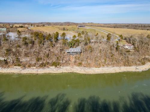1250WellsLanding-0201-2