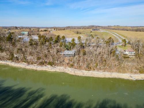 1250WellsLanding-0203