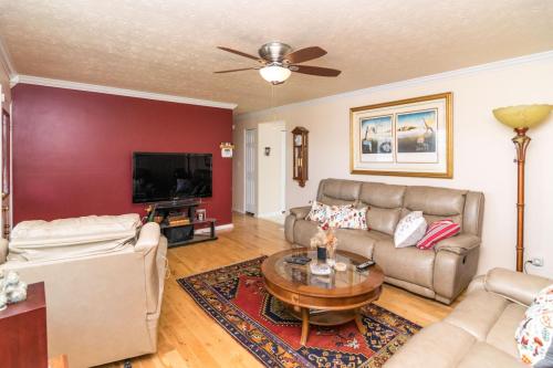 1277Fulton-0010