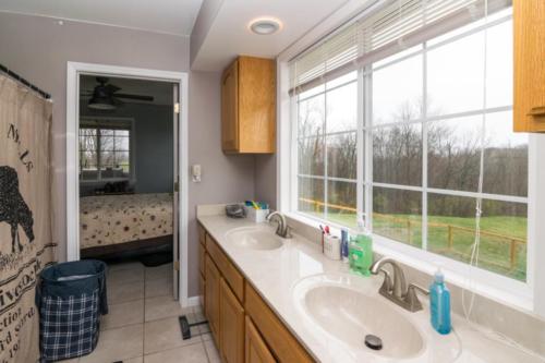 1279MoundHill-0396