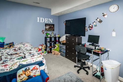 130Thomas-0604
