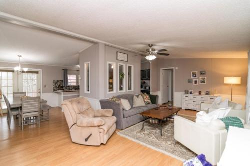 1315SandHill-0033