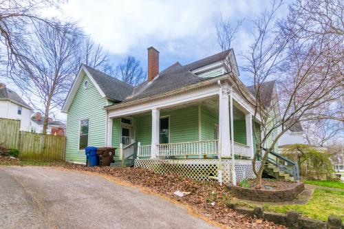 132Boone-0133
