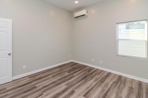 132W7th1-0014