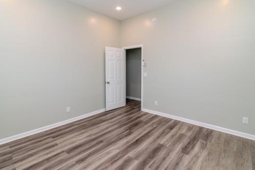 132W7th1-0024