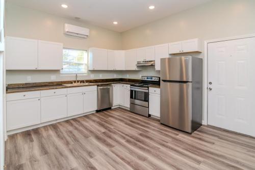 132W7th1-0028