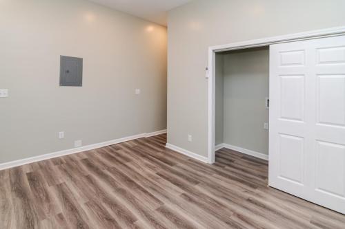 132W7th1-0038