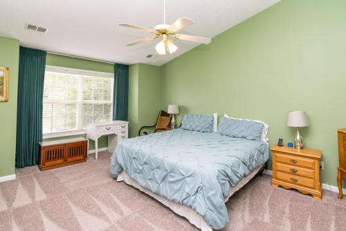 137Hemingway-0090