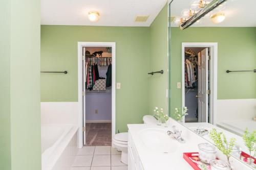 137Hemingway-0100