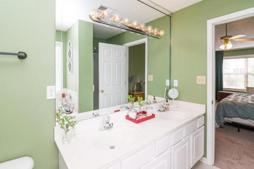 137Hemingway-0106