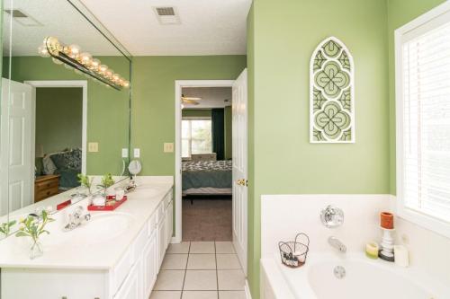 137Hemingway-0113