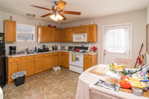 1414OakHill-