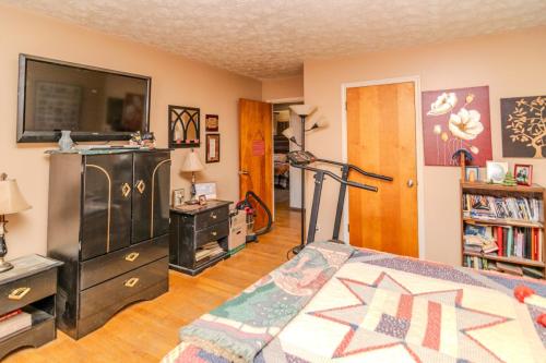 147Woodmont-0043