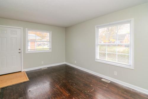 149Delmont-0140