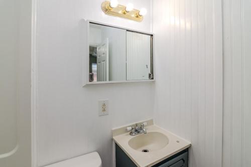 149Delmont-0156