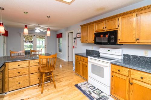 151MeadowPoint-0085