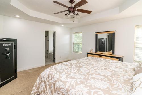 1531AaronBarnett-0007