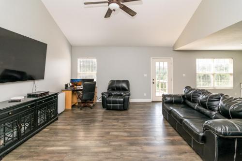 1531AaronBarnett-0064