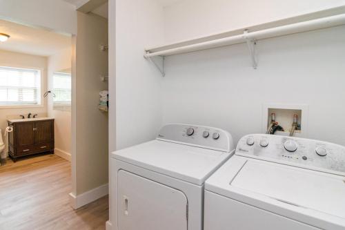 1531AaronBarnett-0166