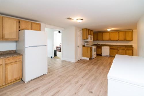 1531AaronBarnett-0187