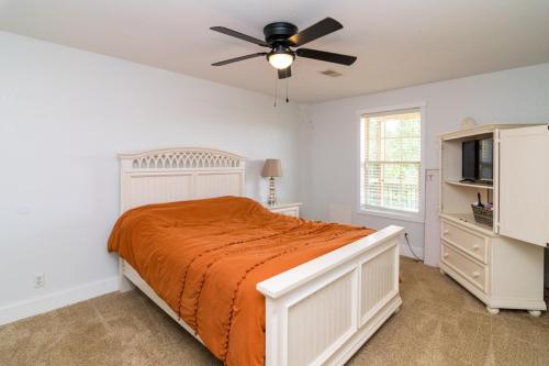 1531AaronBarnett-0225