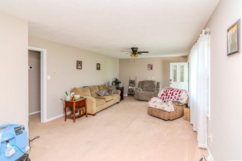 1541EastCollege-0007