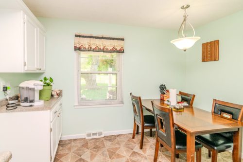 1541EastCollege-0018