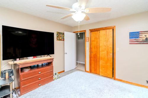 1541EastCollege-0043