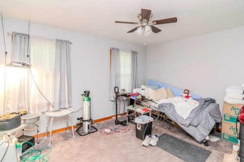 1541EastCollege-0046