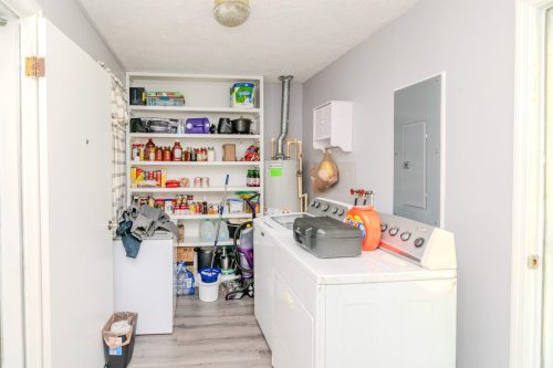 1541EastCollege-0052