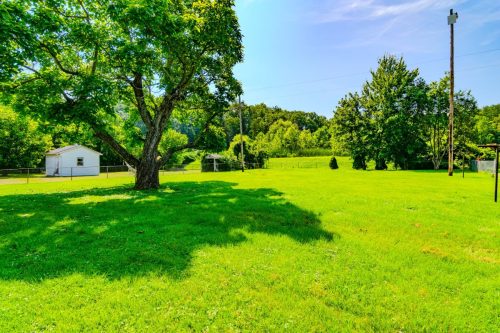 1541EastCollege-0056