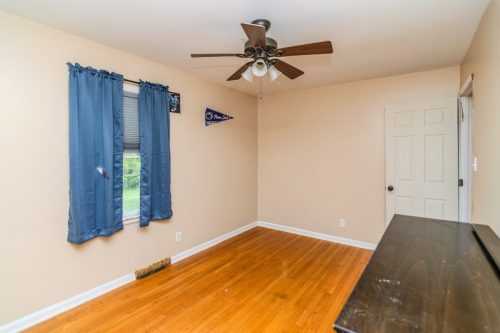 1932SpringStation-0033