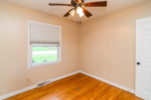 1932SpringStation-0041