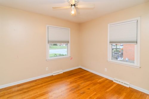 1932SpringStation-0044