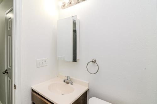 200HillNDale510-0215