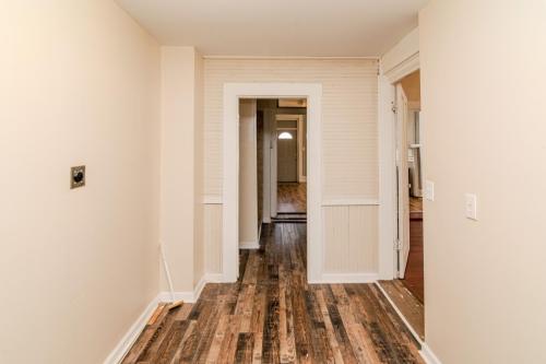 202EBroadway-0018