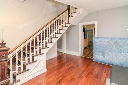 202EBroadway-0032