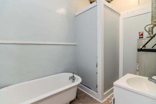 202EBroadway-0048