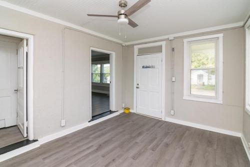 207Lyons-0011